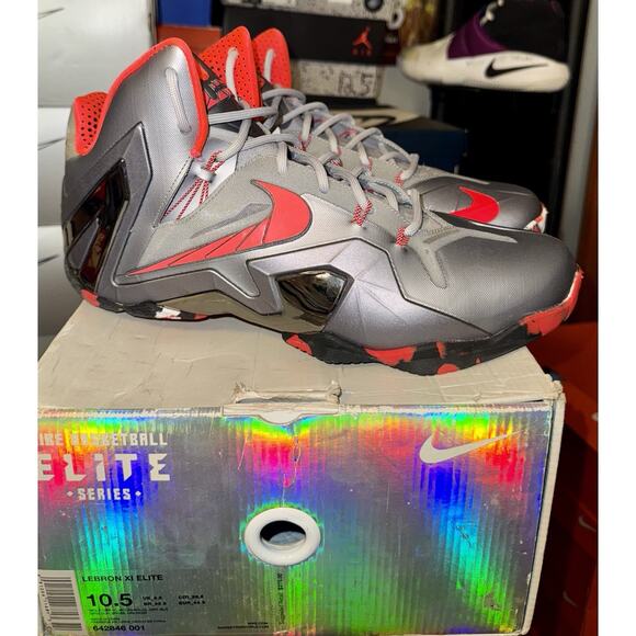 Nike LeBron 11 Elite Team Men’s 10.5